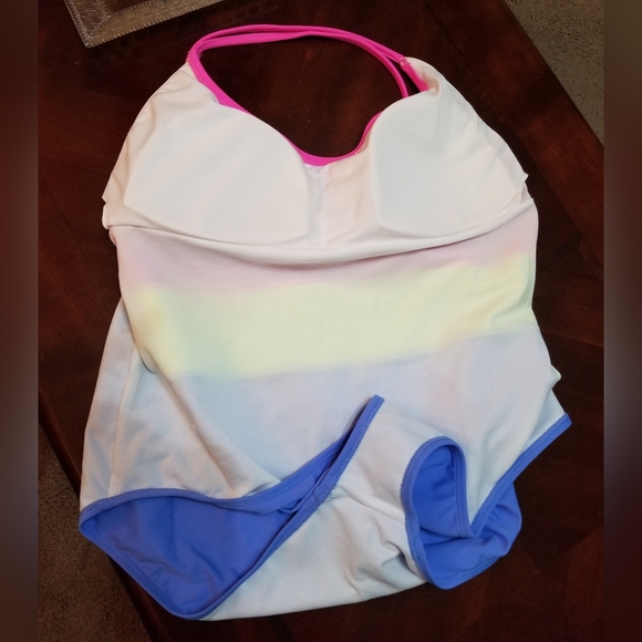 XXL 1 pc backless bathing suit - Picture 4 of 11